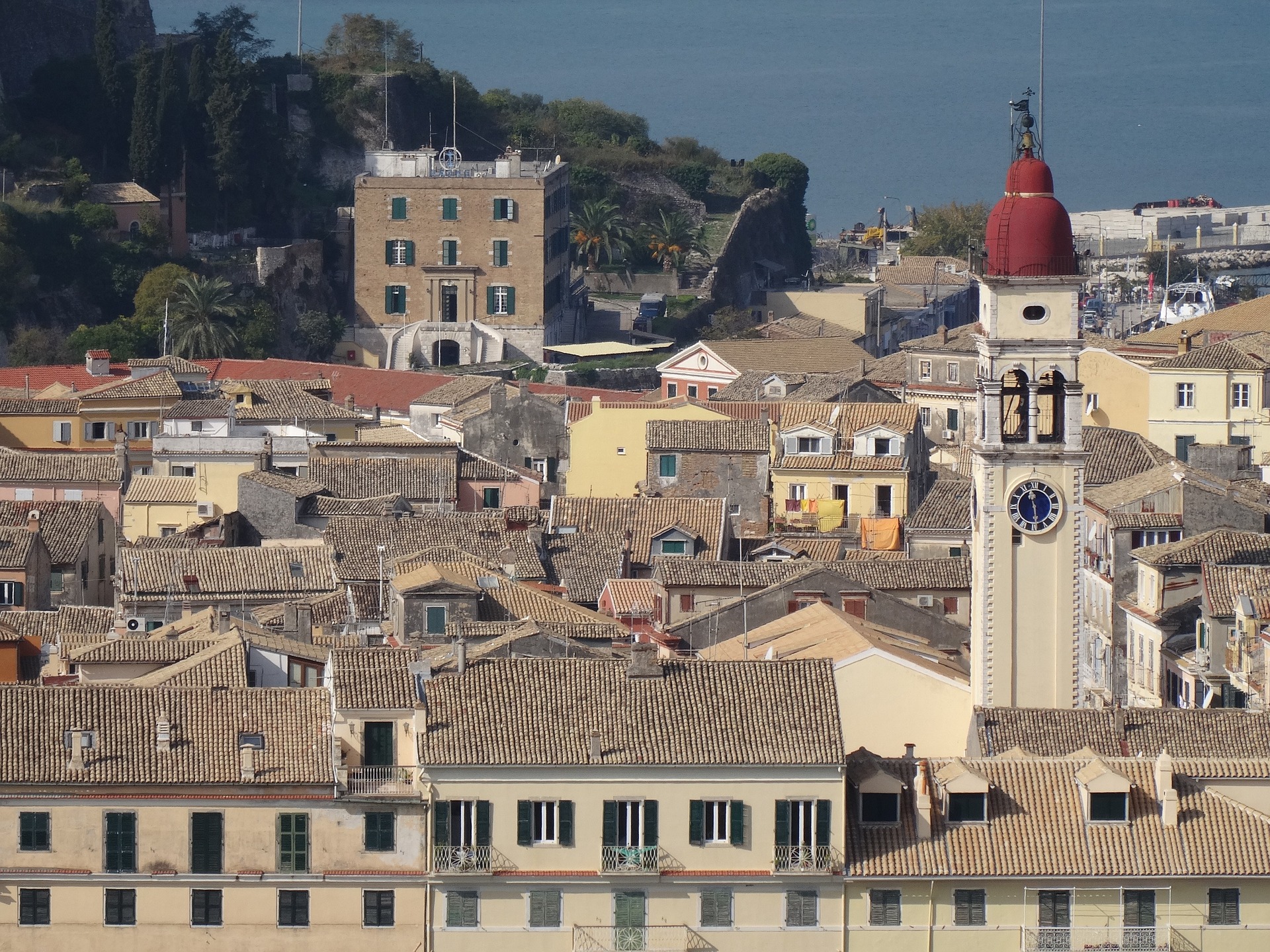 Tria Adelphia Travel Corfu Old Town